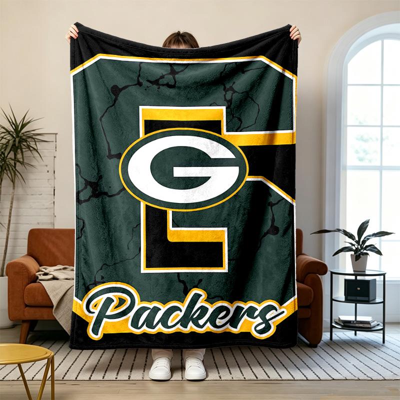 Green Bay Packers Soft and comfortable flannel Suitable for sofas living rooms outdoor camping travel and also makes a great anniversary gif