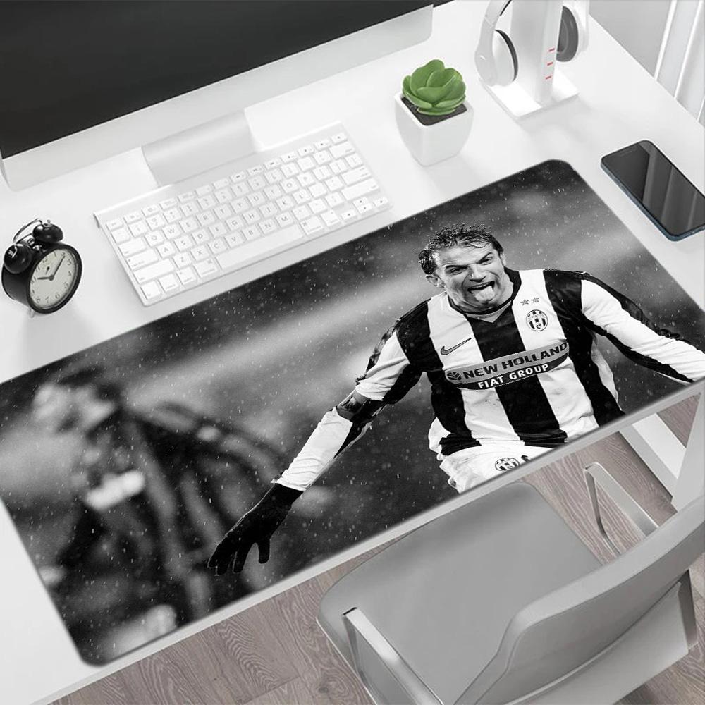 Player Celebrates Rain Large Mouse Pad Gamer Mousepad Office Mouse Mats Non-Slip Rubber Bottom Perfect Gift for Gamers And Professionals