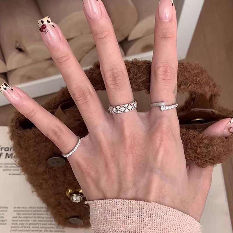 S925 Sterling Silver Rhombus Zircon Lace Ring for Women - Vintage Light Luxury Style