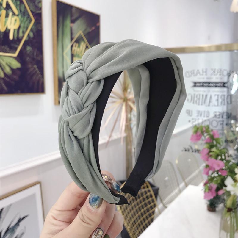 Women's Pure Color Simple Fabric Handmade Twist Braid Knotted Wide Side Hair Band