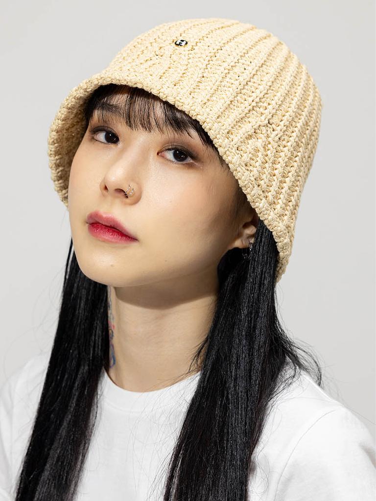 HIGH SCHOOL DISCO Badge Summer Knit Bucket Hat Light Beige