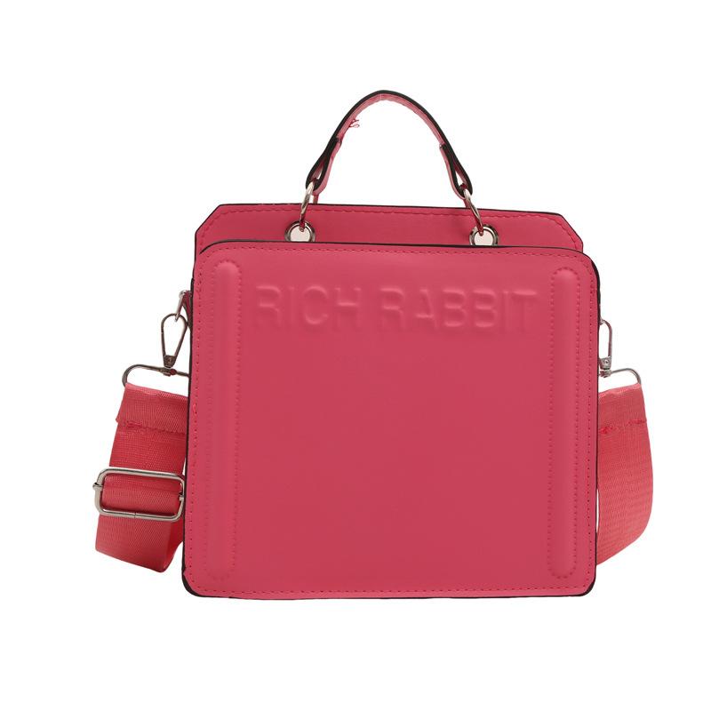 

Fashion Small Square Bag Trend Alphabet Handbag Bag Women s Textured Wide Shoulder Strap Single Shoulder Crossbody Women s Bag троянди рожеві кольору