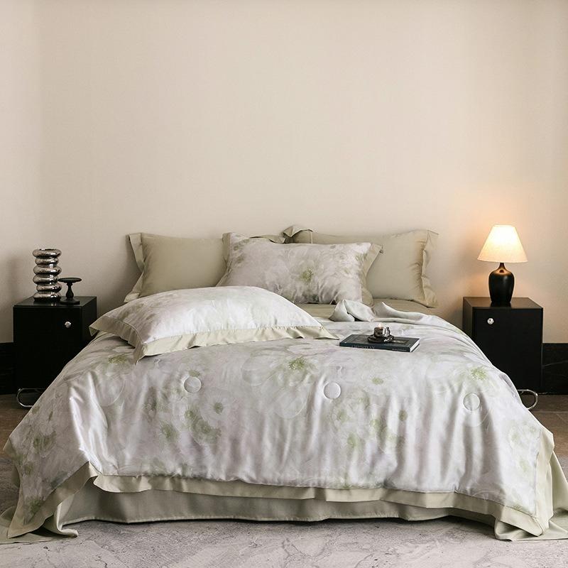 Luxury 100% Lyocell Tencel Summer Quilt Set Four-Piece Air Conditioning Quilt High-End Sensation A-Class Baby-Friendly Bedding