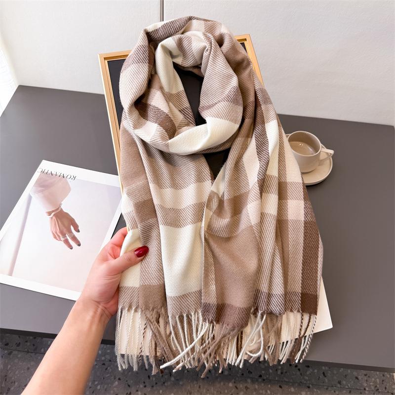 Women's Winter Classic Plaid Scarf Thicken Student Long Shawl Lovers Thicken To Keep Warm Neckerchief Scarves Bufanda Tassel