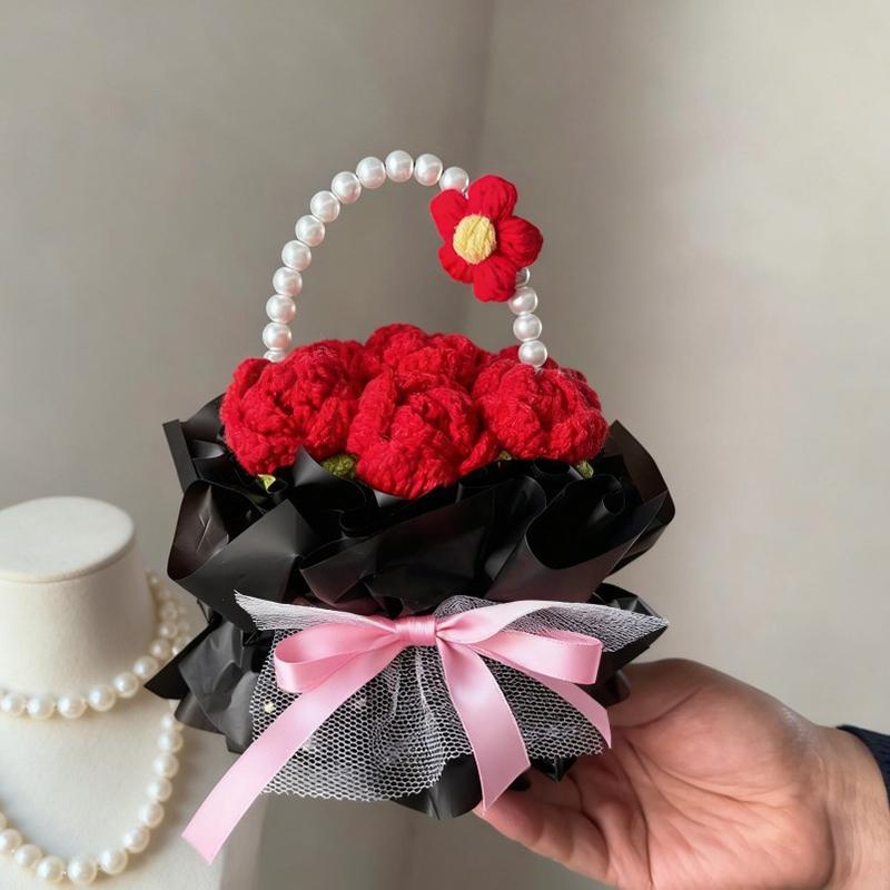 Handmade Crocheted Flower Basket Rose Sunflower Flowers Bouquet Couples Valentine'S Day Mother'S Day Teacher'S Day Gifts