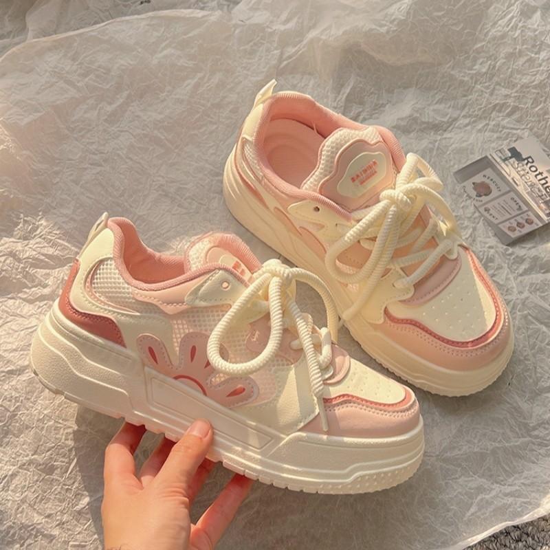 Fashion Women Casual Flats Autumn New Fashion Breathable Platform Sneakers Comfortable Height Increase Outdoor Non Slip Vulcanized Shoes