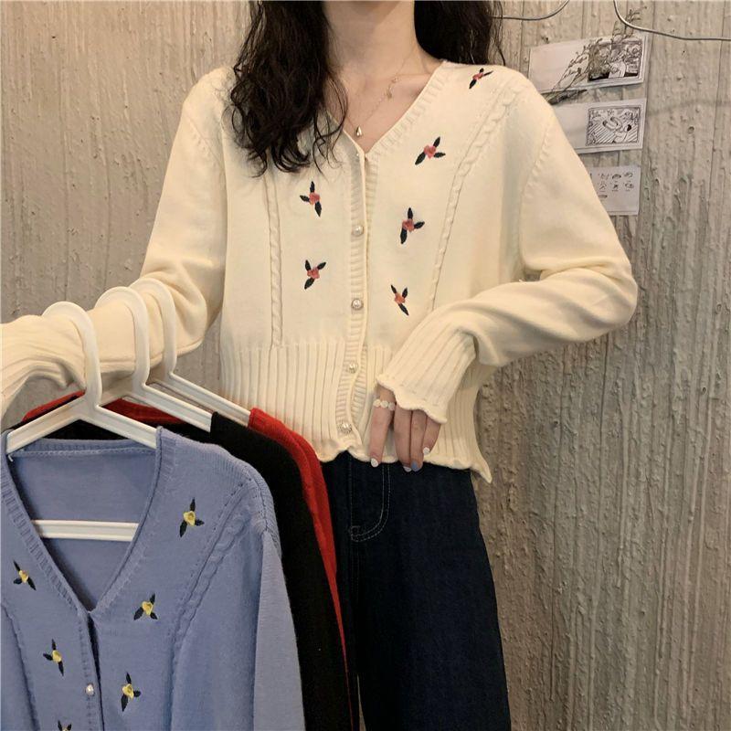 Women's Spring Korean-style Floral Embroidered Knit Cardigan Versatile V-neck Sweater Base Layer Long-sleeve Top