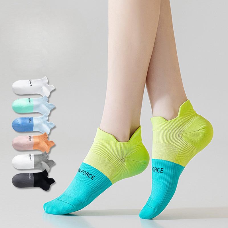 

Summer Thin Women s Socks for Sports, Running and Fitness, Anti-slip, Non-dropping Heel, Sweat-absorbing and Deodorizing, Summer Women s Boat Socks 1 pair білий