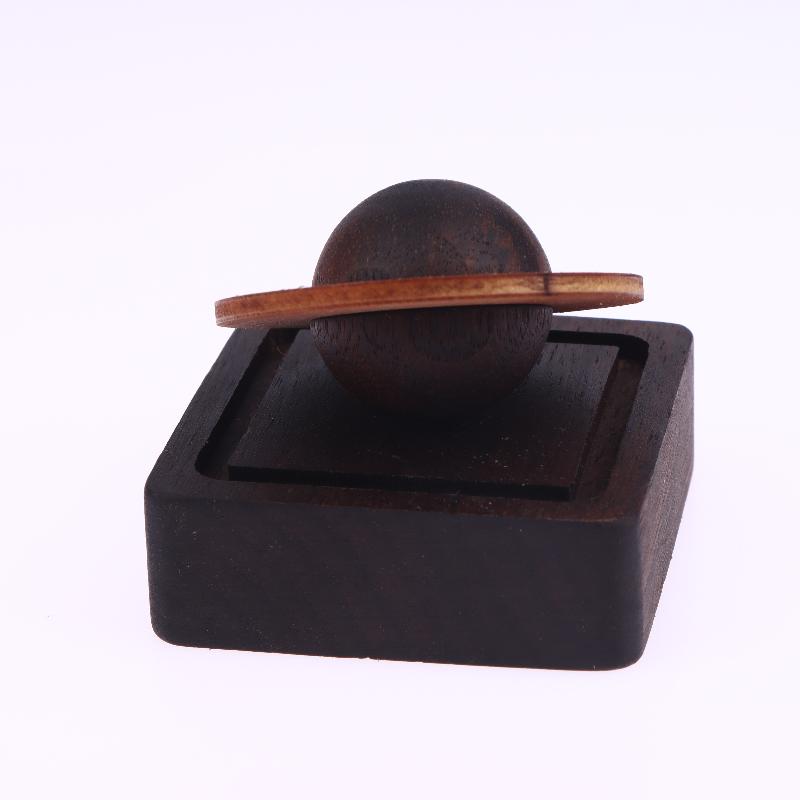 Minimalist Wood Planet Shape Diffuser Aromatherapy Decor For Living Room, Scented Ornament Lucky Gift & Blessing Decor