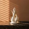 Moderní socha do obývacího pokoje 3D tištěná abstraktní socha plamene, minimalistické zkroucené umění, dekorativní měkký bytový doplněk, soška na stůl a