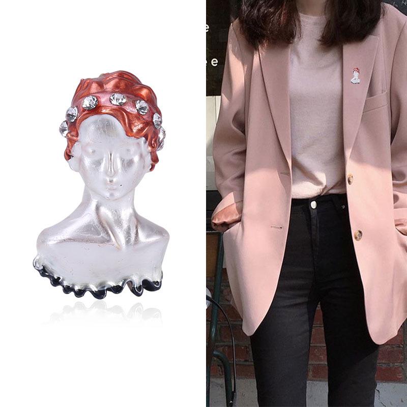 Creative Fashion Classic Character Brooch, Alloy Drip Rhinestone Brooch, High-End Clothing Accessories Pin