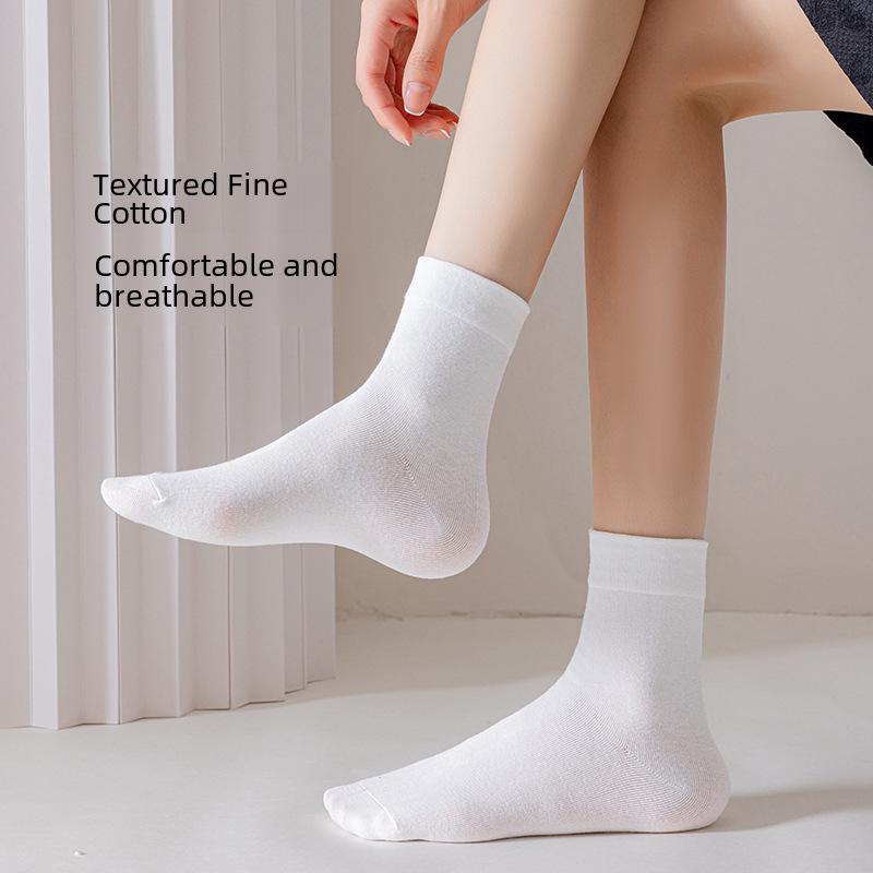 "Japanese-Style Milky White Crew Socks for Women - Trendy Spring/Summer Solid Color"