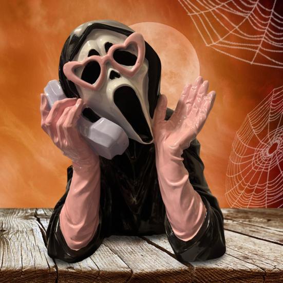 Screaming Ghost Figurine Halloween Ghost Face Statue Collectible Resin Horror Character Ornament for Mantel Cabinet Decoration