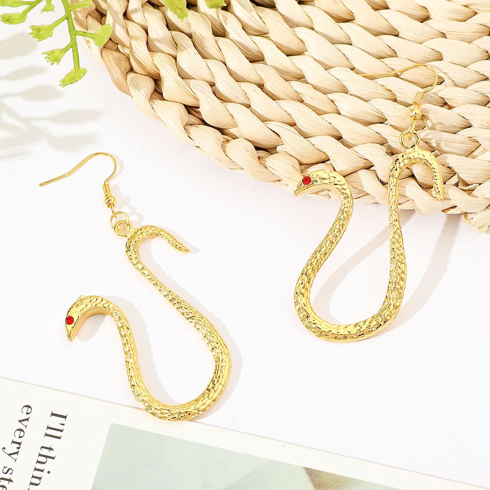 Orecchini Pendenti Serpente Cartone Animato Anime Boa Hancock Prop Cosplay Gioielli Pendenti Orecchini Regali Carini per Feste per Donna Ragazze