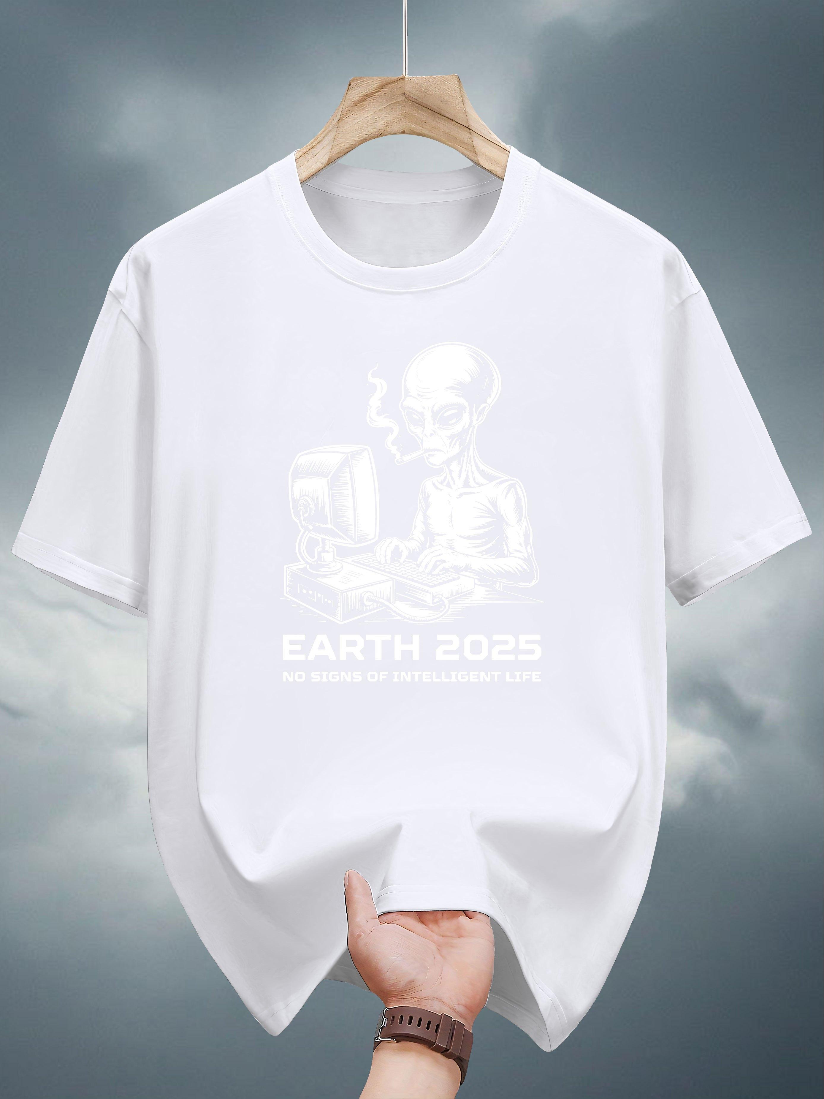 Graphic T-shirt - Navy Blue Alien Typing Earth 2025 Print Casual Short Sleeve Tee L