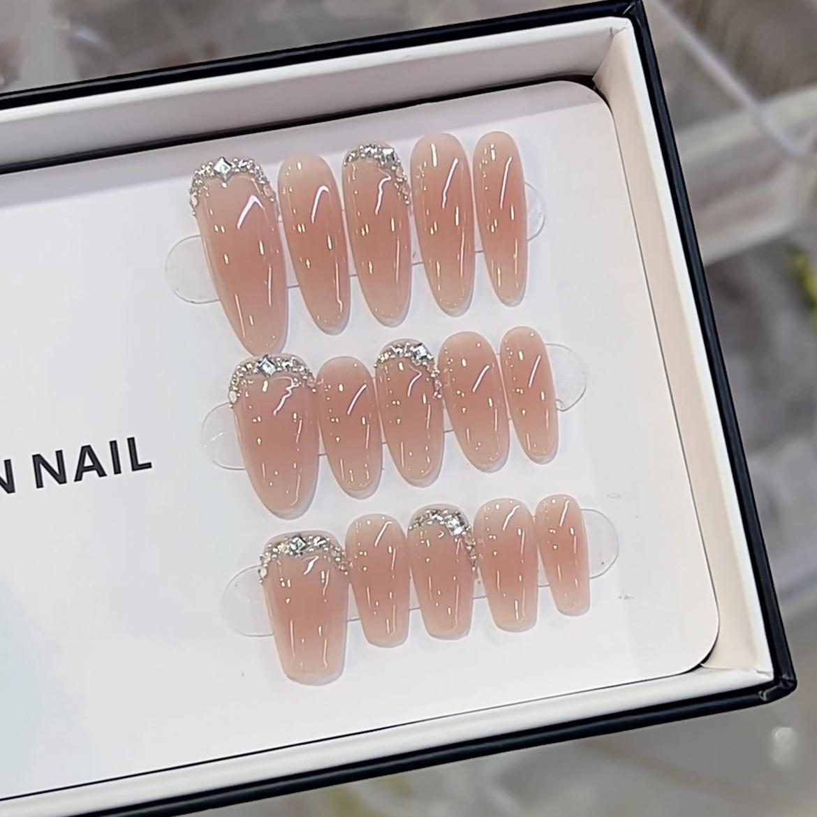 

Чистый ручной работы фототерапия нейл-арт ледяной чай нюдовая пудра носить ноготь готовый кошачий глаз наклейки на ногти показать белизну и темперамент medium m