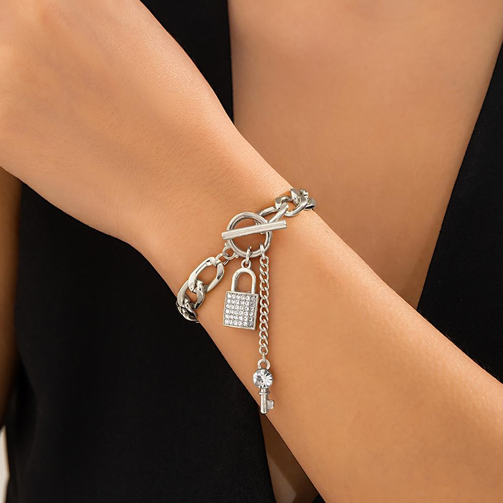 Salircon Steampunk Metal Thick Chain Bracelet Women's Exquisite Rhinestone Lock Key Pendant Buckle Bracelet Trendy Jewelry Gifts