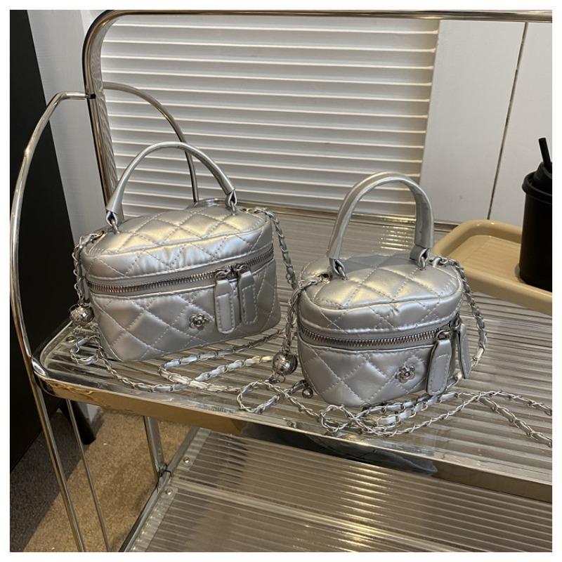 

Женская сумка ромбовидная цепочка ручная сумка для поездок на работу простая и универсальная на плечо сумка-мессенджер сумка-ведро Small серебряный