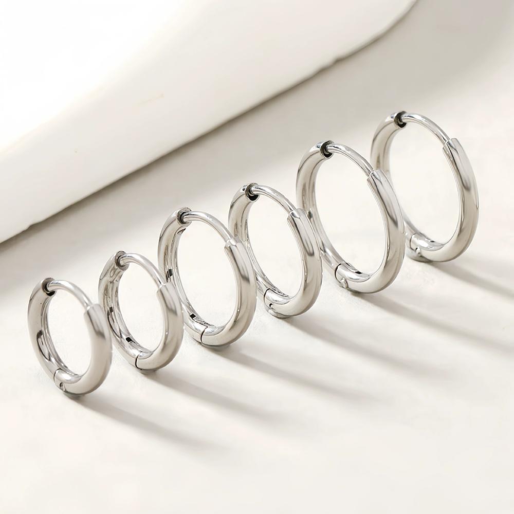 

New Exaggerated Horseshoe Clip Earrings Fashion Simple Elegant Punk Stud Earbob Trendy Jewelry Accessories for Both Men Women