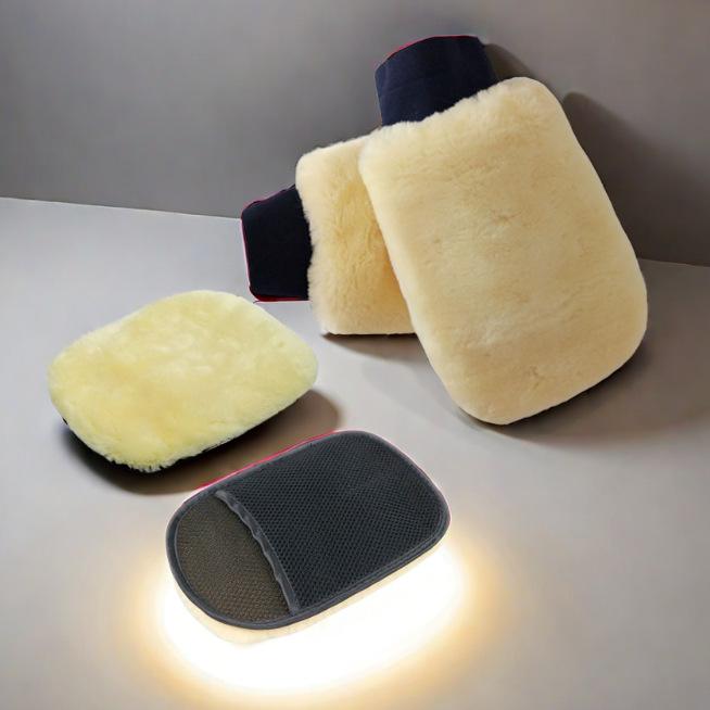 Wool Car Washing Gloves: Cleaning, Wiping, Waxing, and Polishing Plush Bear Paw Mitts for Automotive Care.