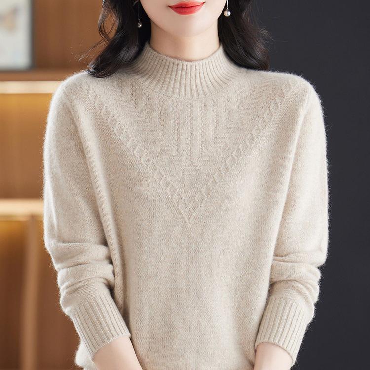 Women's 2025 Autumn/Winter Soft Knit Half-High Collar Pullover Sweater, Loose Fit and Warm.