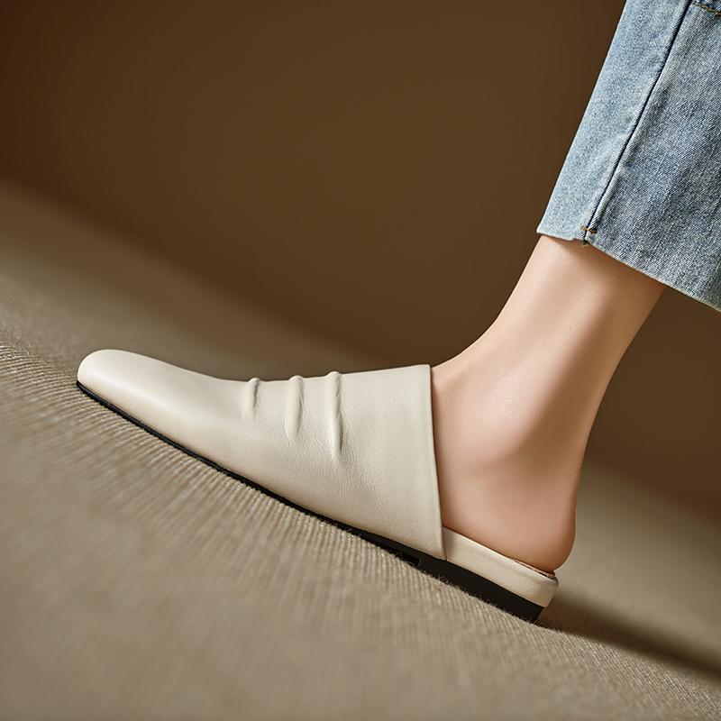 Fashion 2025 NEW Summer Women Mules Genuine Leather Women Shoes Cover Toe Shoes Squared Toe Low Heel Sandals Pleated Modern Slippers