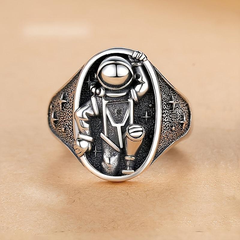 Astronaut Ring Fashionable and Simple