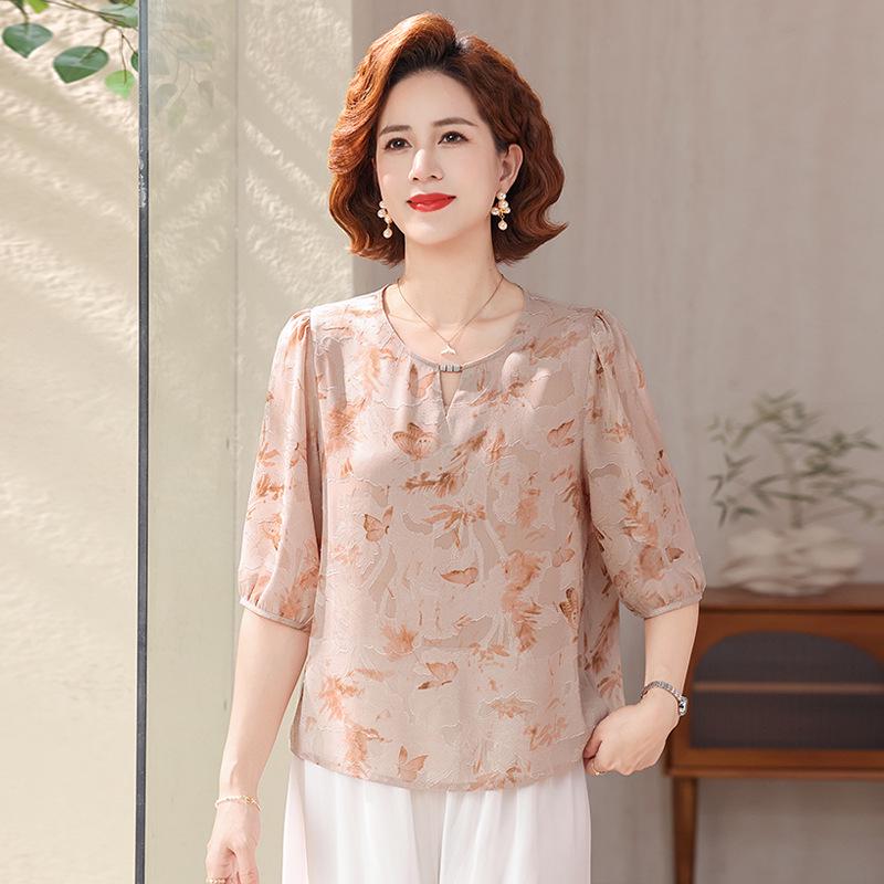 Chiffon Summer Top for Middle-Aged & Elderly Women: Short-Sleeved, Stylish & Loose-Fit Blouse