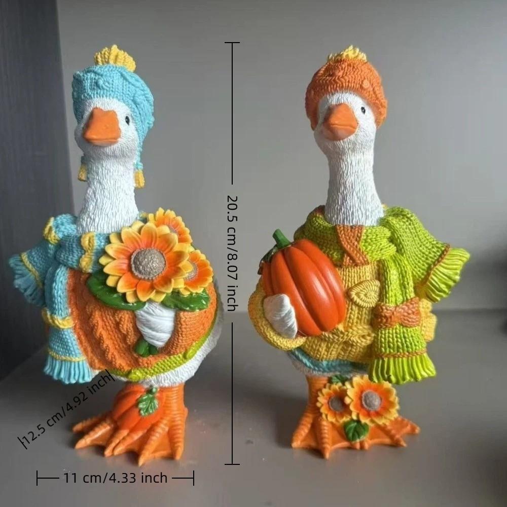 Rustic Style Autumn Pumpkin Duck Ornament Colorful Duck Figurine Goose Statue Lawn Ornament  Yard