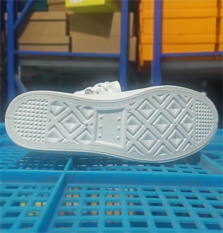 Fashion Women's Vulcanize Shoes Casual Breathable Sneakers Spring Summer Solid Color Mesh Sports Footwear Fashion Women White Trainers