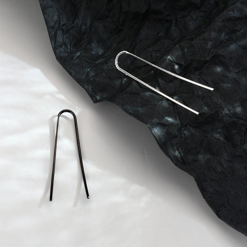 

The Same Stud Earrings, New Models In The Year, Trendy Niche Design Ear Hooks
