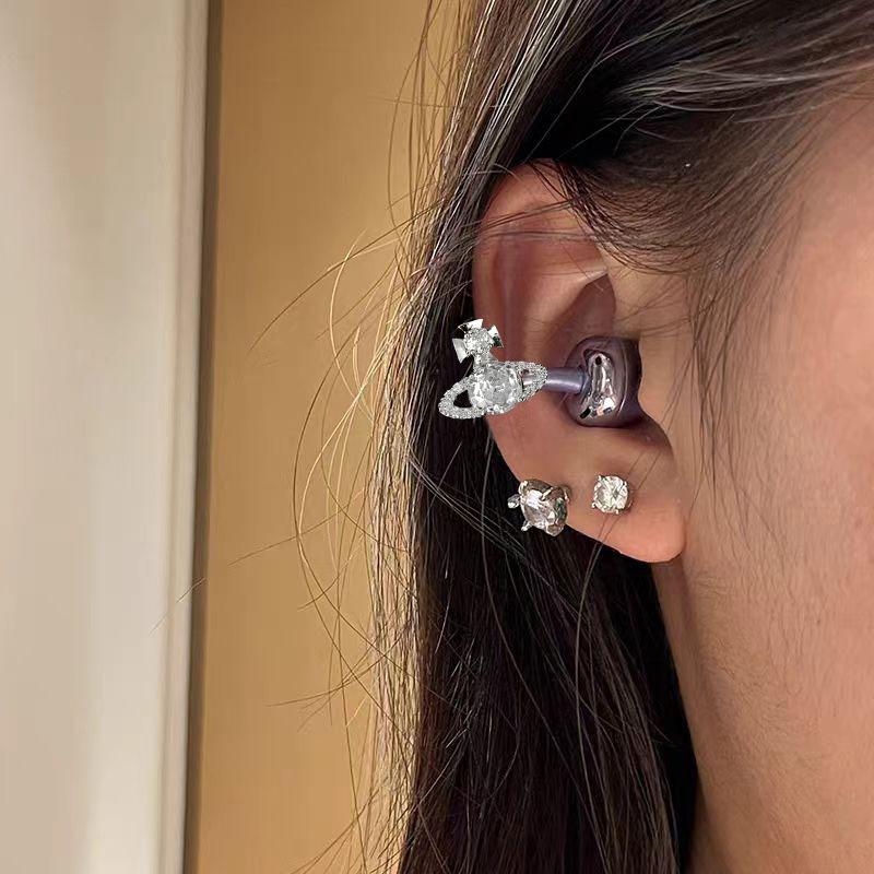 Kostenlose Clip-Kopfhörer Bohrschnalle Ohrclip-Kopfhörer Dekorative Schneeflocken-Accessoires Ohrstecker Damen Leichter Luxus Premium Ohr-Accessoires