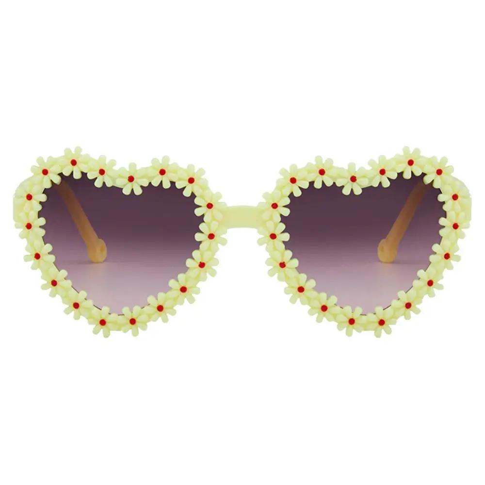 Retro Heart-Shaped Kids Daisy Sunglasses 3-18 Years Vintage Flower Sun Glasses Sun Protection Outdoor Eyewear for Boys Girls