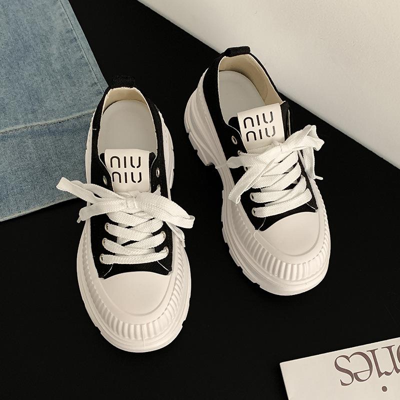 Lightweight Retro Commuting Versatile Height-increasing Platform White Shoes Women's 2025 New Spring and Autumn Lightweight Casual Sports Shoes