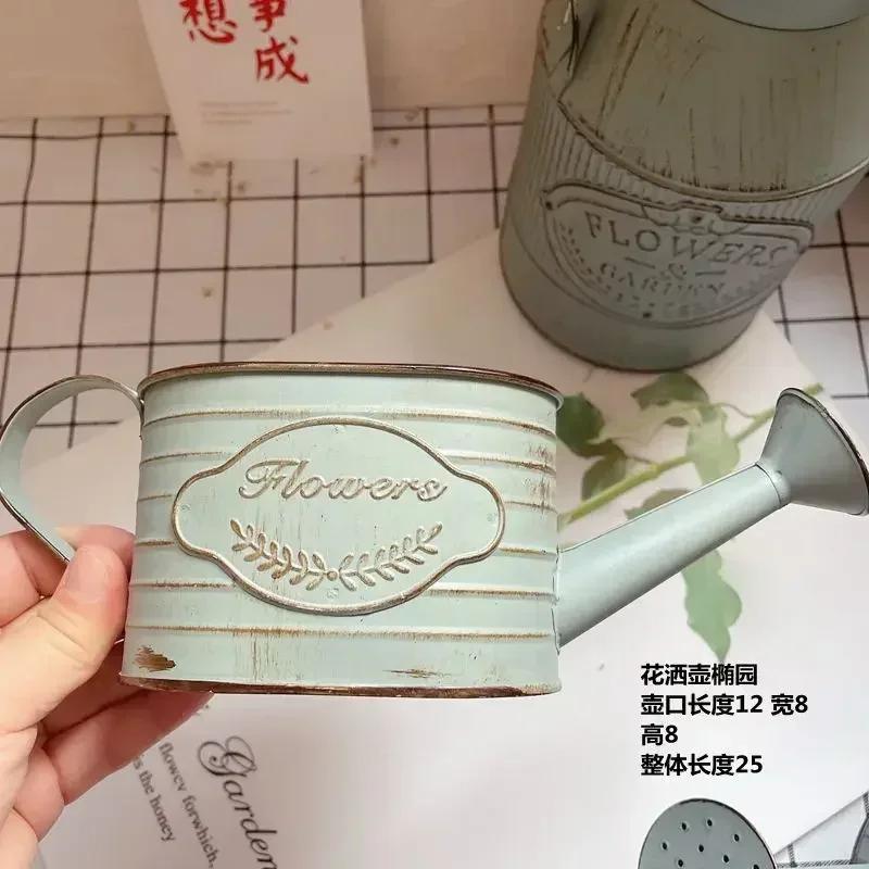 

1piece American Retro Gray Blue Relief Pattern Showerhead Pot Style Vase Dry Flower And Fresh Flower Arrangement Bucket Pendant