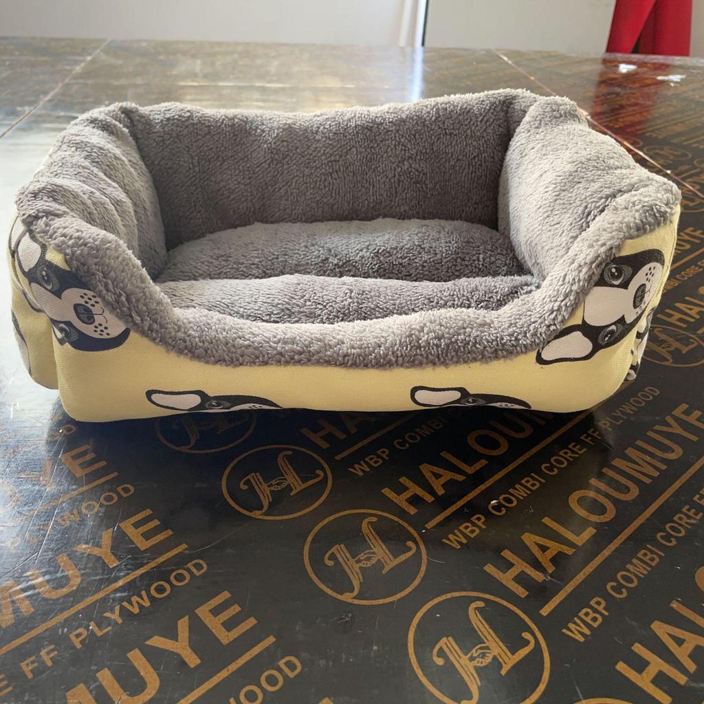 Universal Four Seasons Pet Bed: Warm Winter Nest for Cats & Dogs, All Sizes