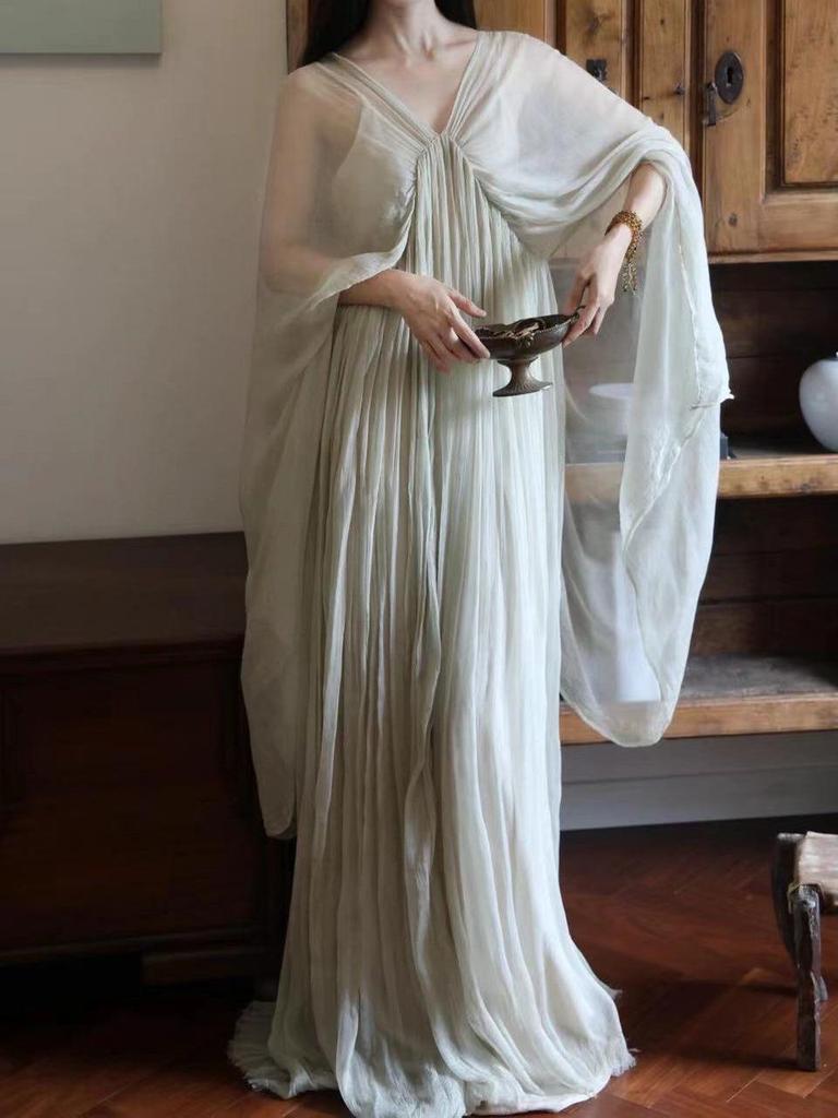 2026 Stylish & Elegant Chinese-Style Dress: Chic, High-End, Super Fairy Two-Piece Long Dress