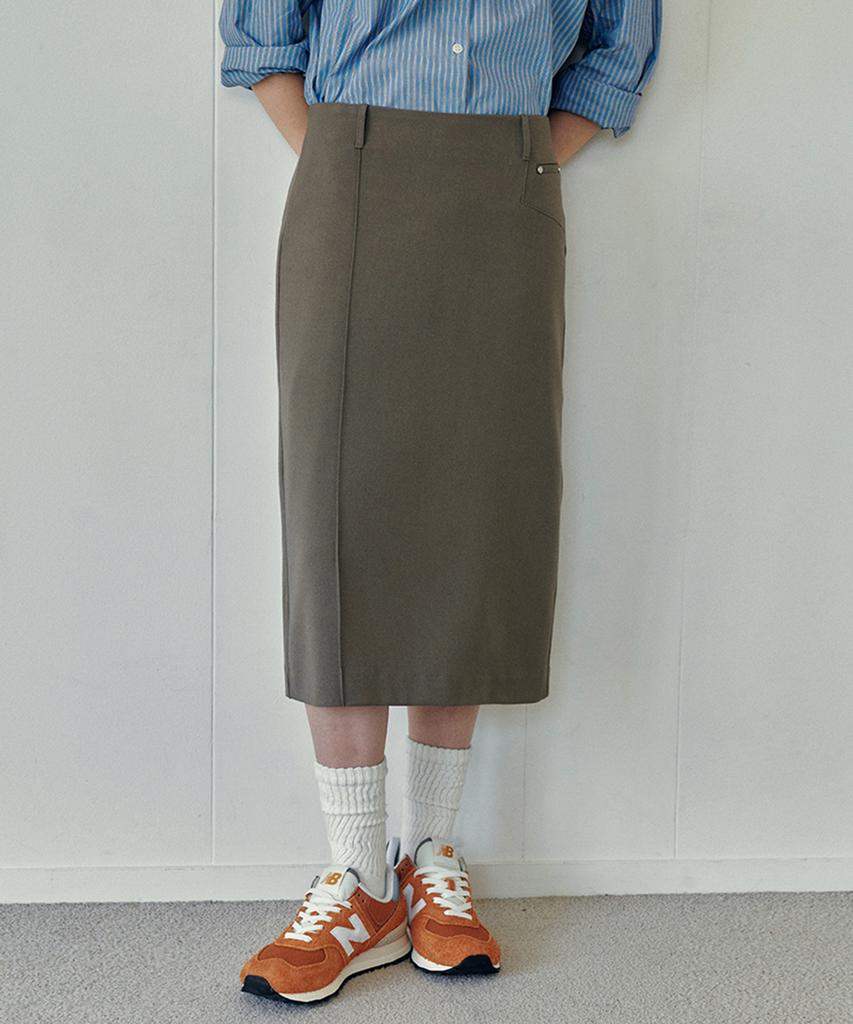 LOEIL Rivet Point Long Skirt - Mocha