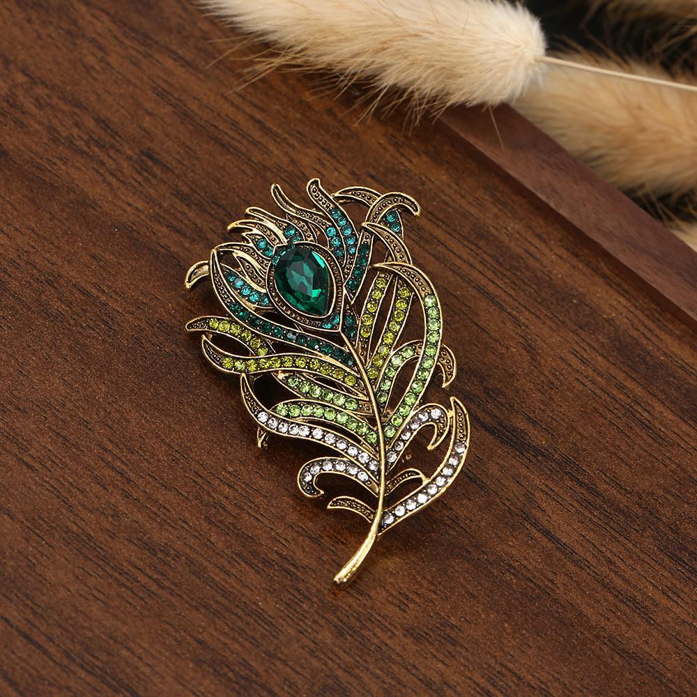 European Retro Peacock Feather Brooch with Zircon Inlay for Suits and Coats