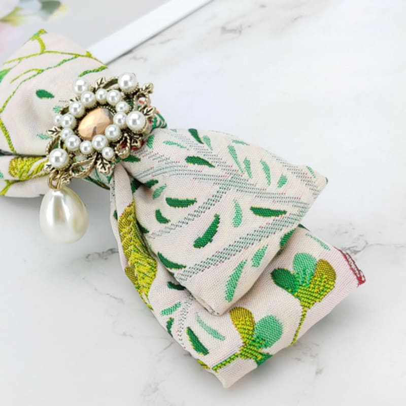 MAIA Rose Jacquard Ribbon Pin Large - Ivory