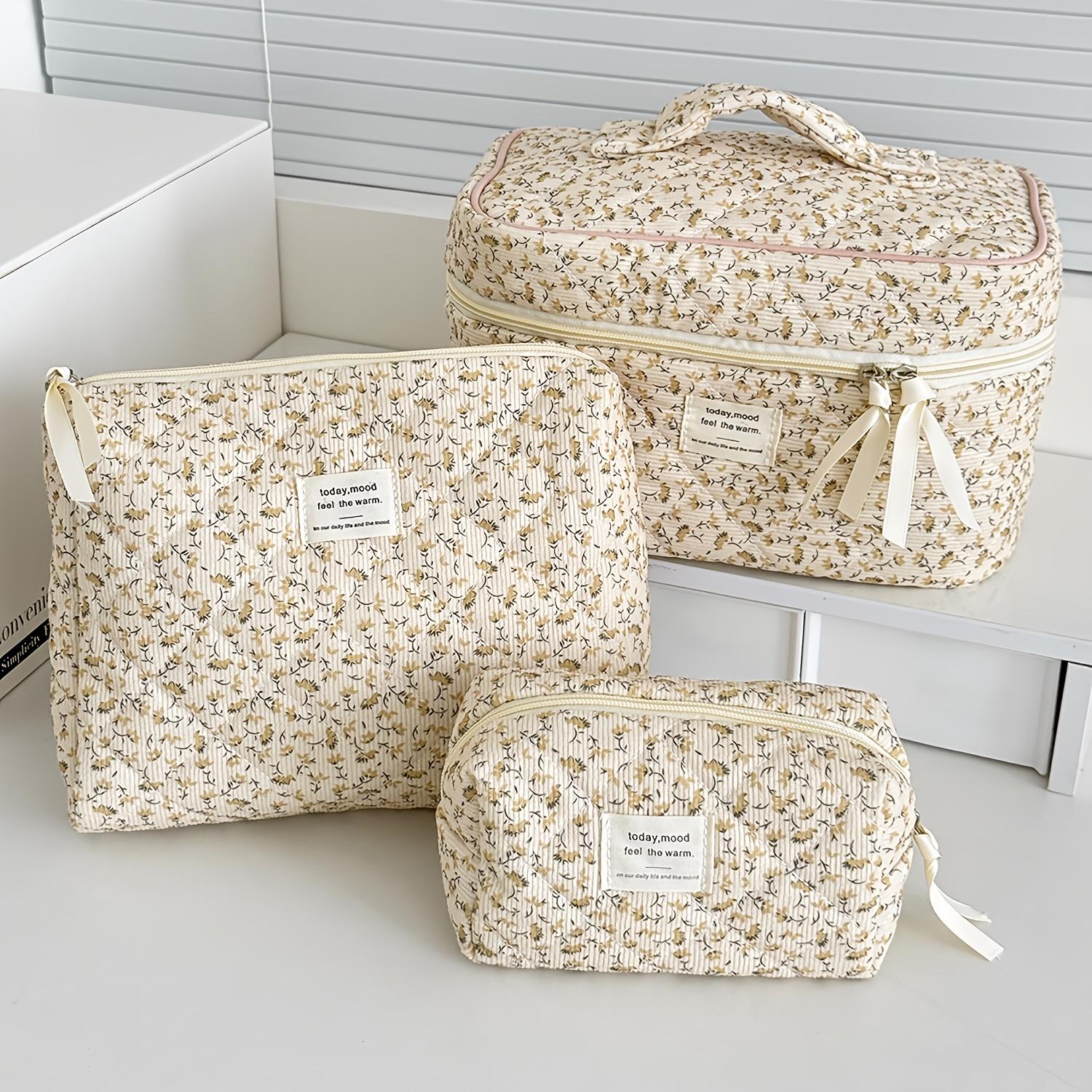 

Large Capacity Coin Purse Corduroy Full Face Floral Makeup Bag Toiletry Bag for Autumn Winter High Value Fashion Storage Bag 15x9x7.5cm жовтий