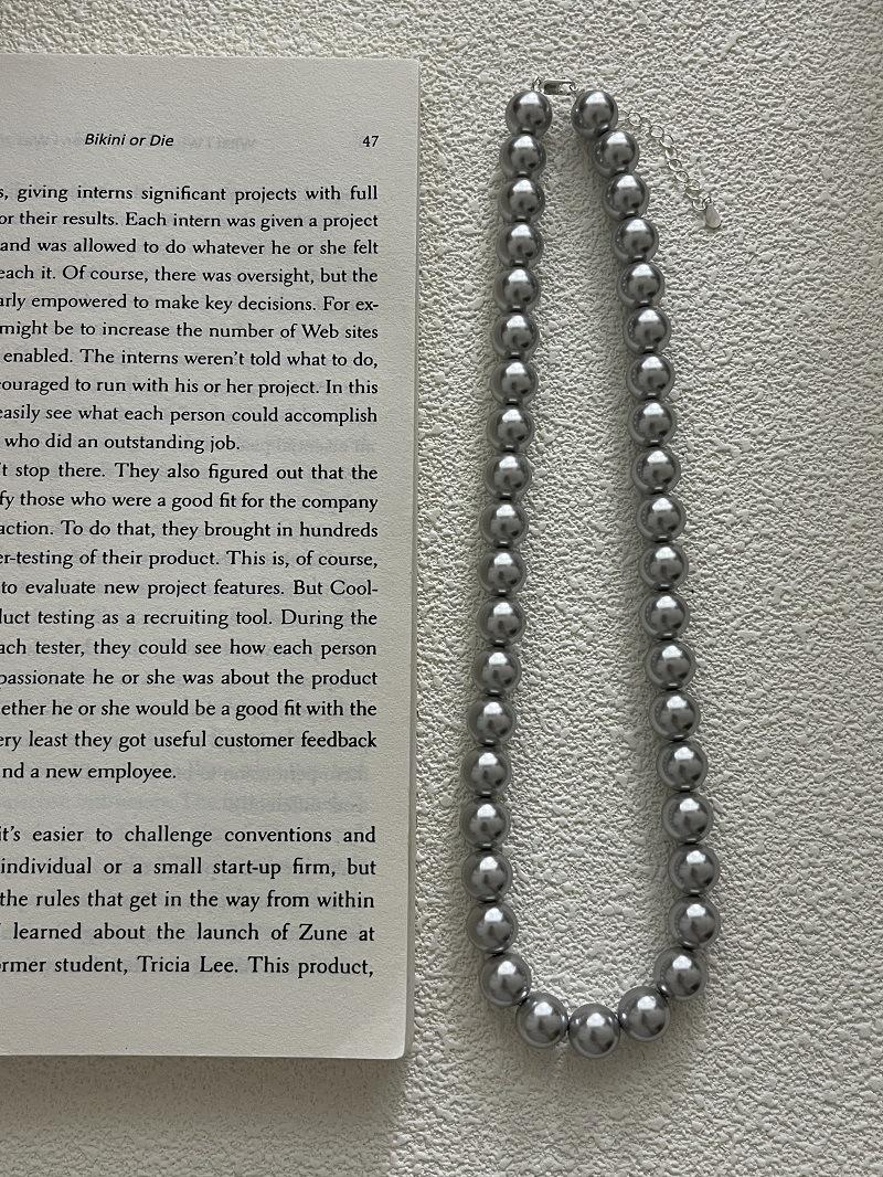 10M Gray Pearl Clavicle Necklace for Women - S925 Sterling Silver, High-End Stackable Design S925 Silver