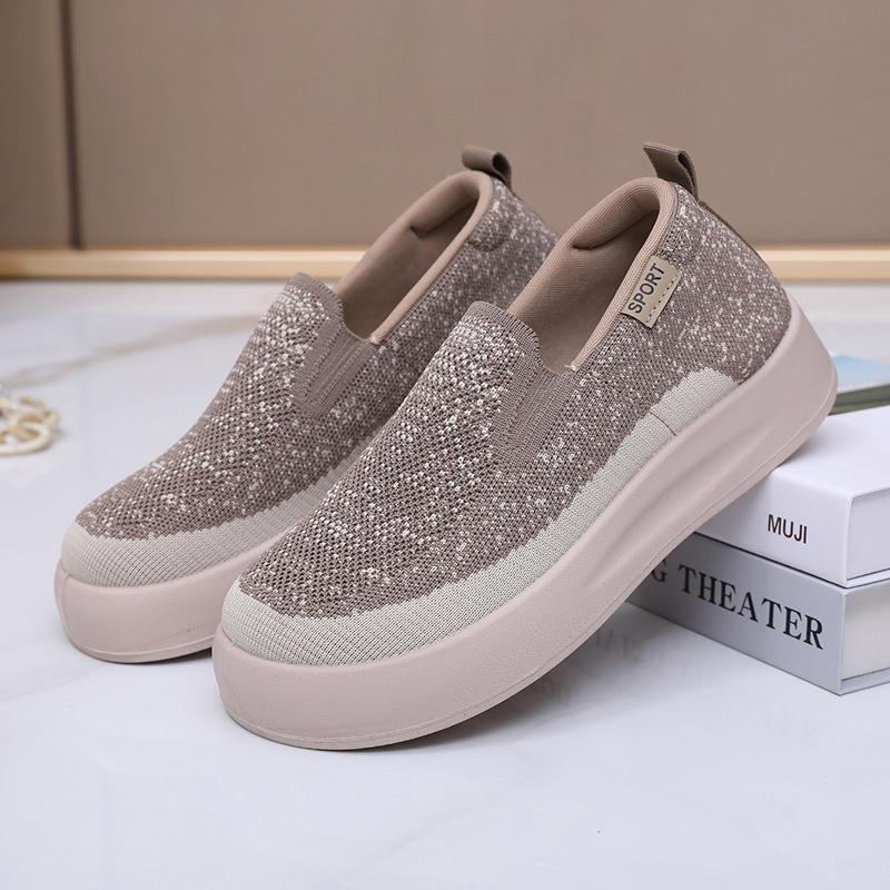 Shoes women's new comfortable breathable soft sole not tired feet casual single shoes women's non-slip one-pedal versatile lazy shoes