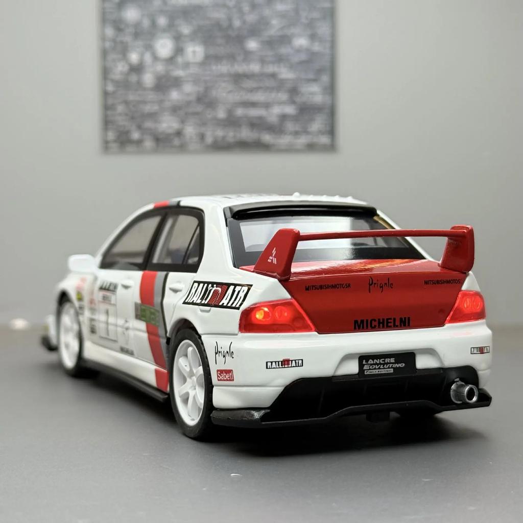 JDM 1:32 Mitsubishi Lancer Evolution EVO Petroleum Version Legierung Druckgussmodell Sound & Licht Spielzeug Geschenke für Erwachsene Für Freund