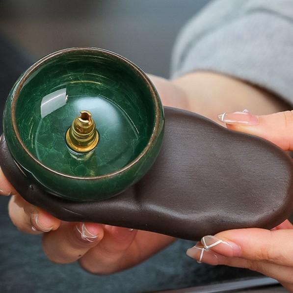 Милый маленький монах Креативная дзен-аромалампа Предметы интерьера Изделия из смолы Настольные украшения Подставка для благовоний Дисковая аромалампа