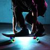 LED-Longboard-Skateboard-Räder, leuchten nachts, leuchten im Dunkeln. Räder Longboard