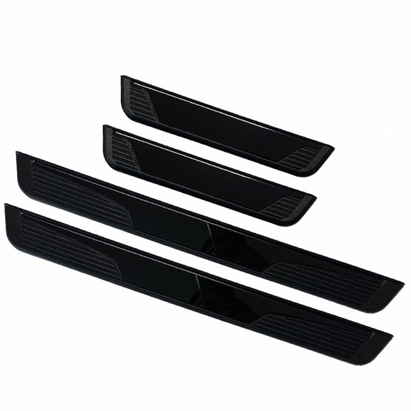 

Захисна наклейка на поріг Honda CR-V/Civic/Inspire/Elysion/XR-V Plastic Base Model 3 Black