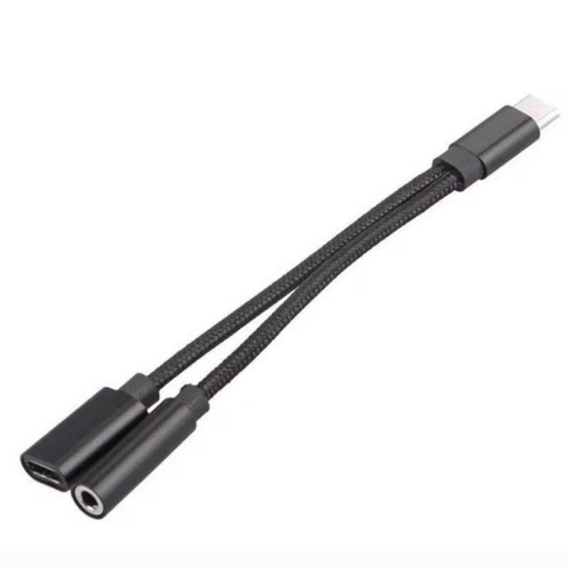 2-in-1 USB-C Earphone Adapter: Charge & Listen with Braided 3.5mm Audio Splitter for Music & Calls