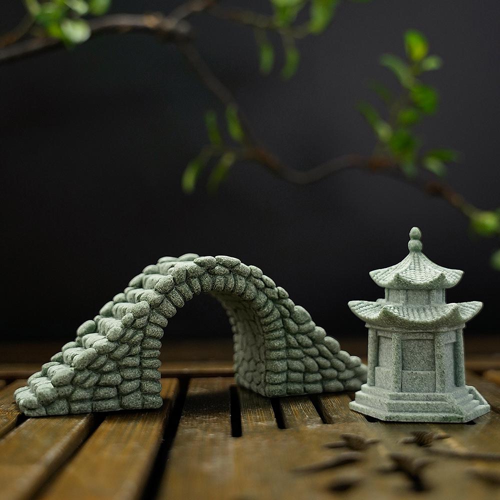 Pebble Bridge Small Boat Ornament: Miniature Water Bonsai Rockery Decoration for Floral Landscapes.