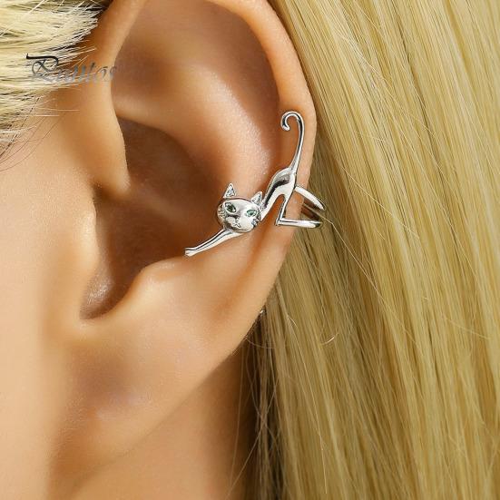 Cat Shape Ear Ornament 1 Pc Cute Cuff Earring for Women, Funny Kitten Lightweight Animal Cartilage Wrap Around Earring, Non Piercing Crawler